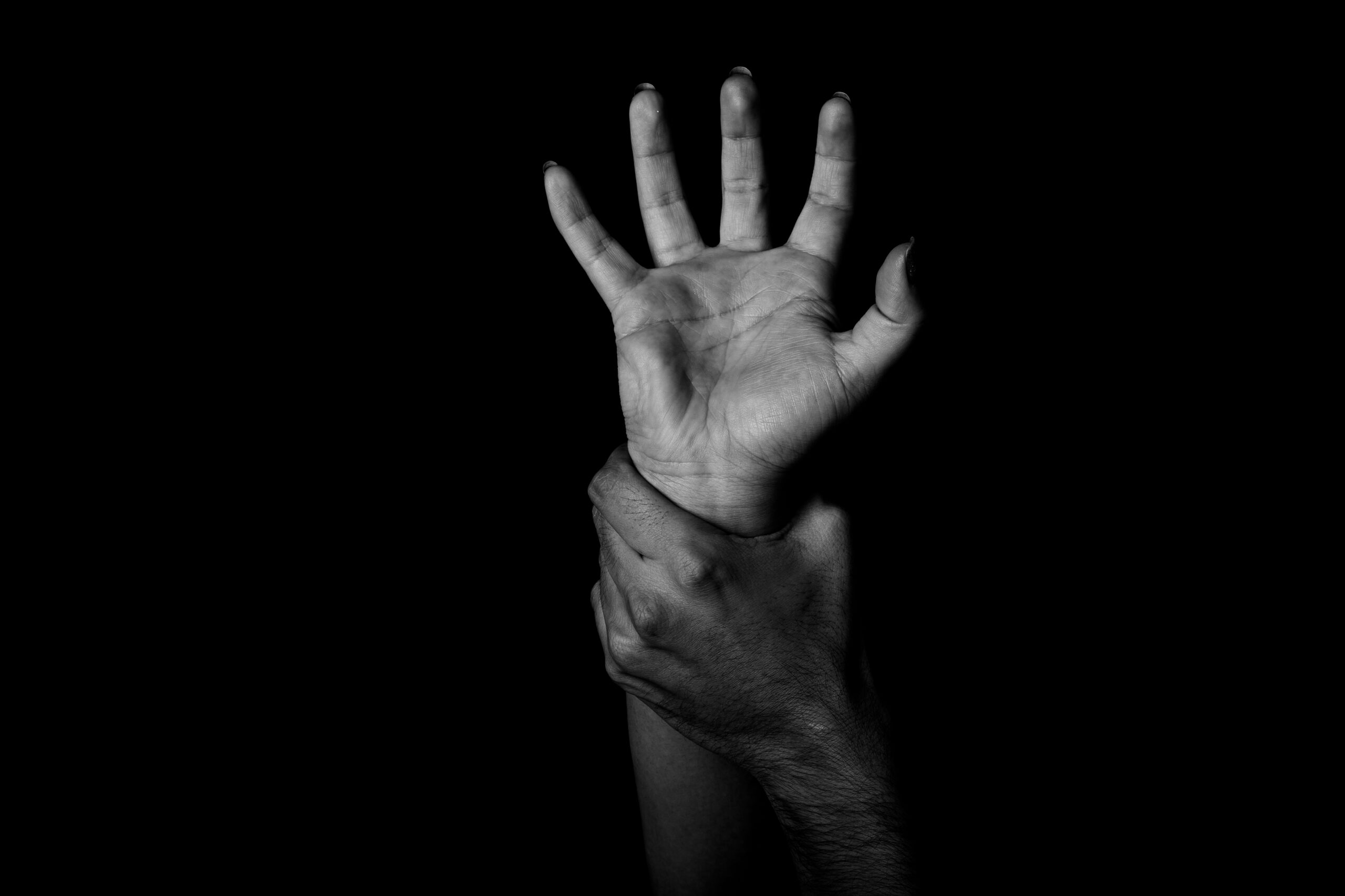 Φρίκη στην Κάσο | 28χρονος διέρρηξε σπίτι και προσπάθησε να βιάσει 13χρονη την ώρα που κοιμόταν