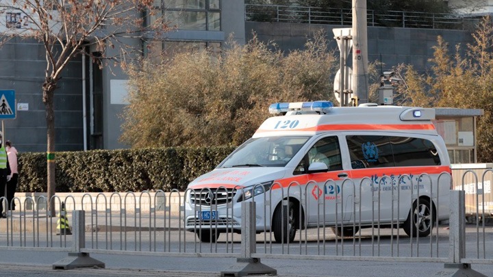 Έξι θάνατοι από κατάρρευση περιπτέρου σε πάρκο κατά τη διάρκεια καταιγίδας στην Κίνα