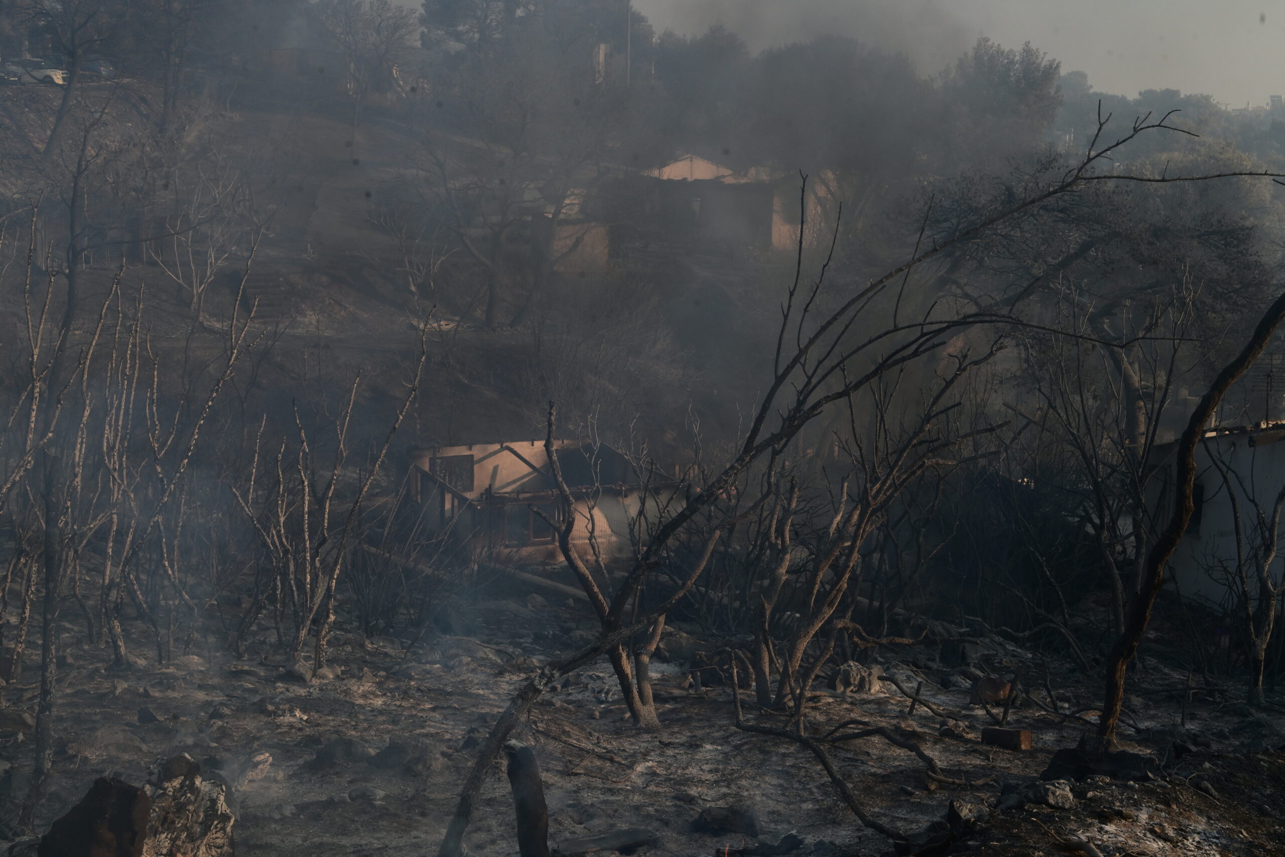 «Χάσαμε μια φίλη, τη Νάντια» – Θρήνος για την γυναίκα που παγιδεύτηκε μέσα στις φλόγες