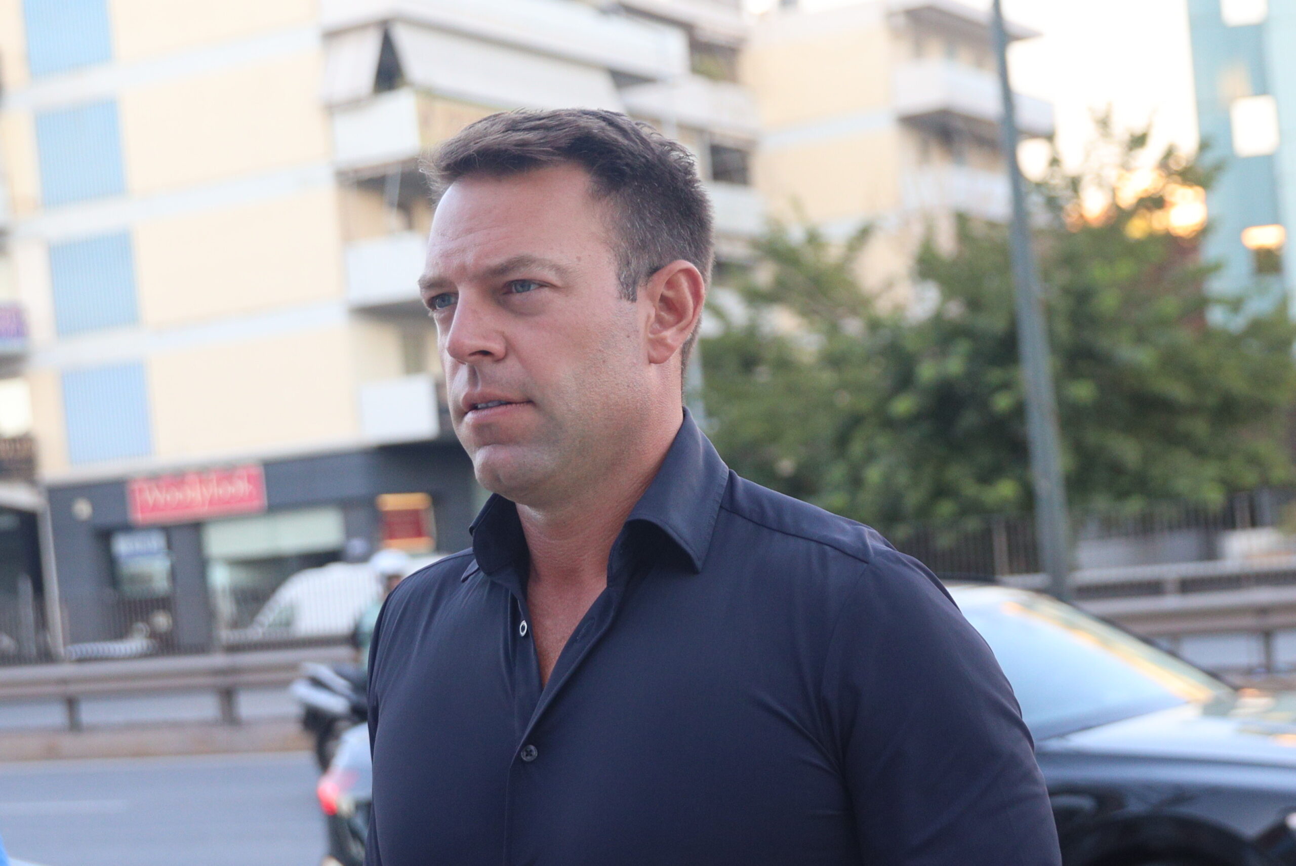 Κασσελάκης: «Να παραδώσει την έδρα της η Λινού – Δεν νοείται να διαφωνεί μαζί μου ο Φάμελλος» (ΒΙΝΤΕΟ)