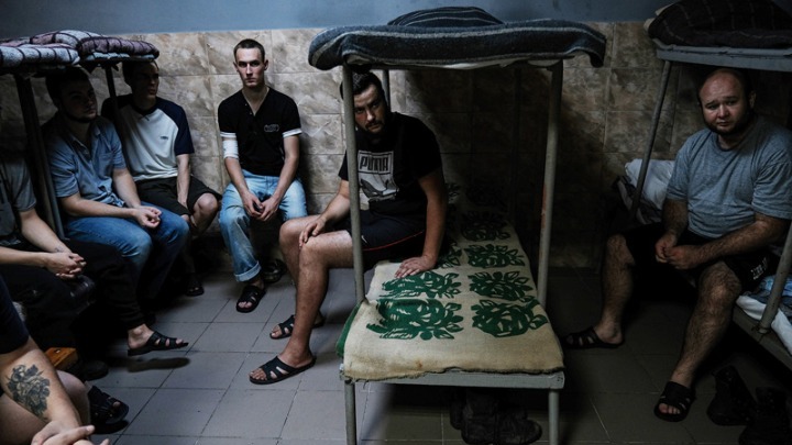 Ανταλλαγή 230 αιχμαλώτων πολέμου: Μια σημαντική εξέλιξη μεταξύ Ρωσίας και Ουκρανίας