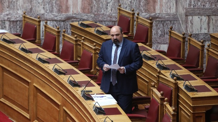 Πληρωμές Κρατικής Αρωγής στους Πληγέντες από τις Φωτιές στην Αττική Ξεκινούν: Ο Χρ. Τριαντόπουλος Ανακοινώνει Νέα Μέτρα Στήριξης