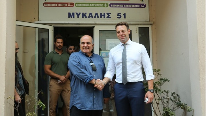 Επίσκεψη Στέφανου Κασσελάκη στον Όμιλο για την UNESCO Πειραιώς και Νήσων