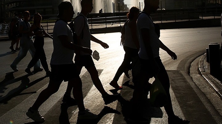 Η νεανική ανεργία αγγίζει το χαμηλότερο επίπεδο της τελευταίας 15ετίας παγκοσμίως