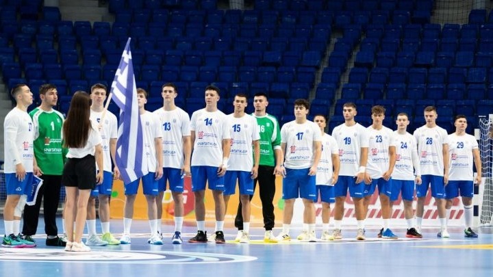 Η εθνική εφήβων ηττήθηκε από την Πολωνία για τις θέσεις 17-20