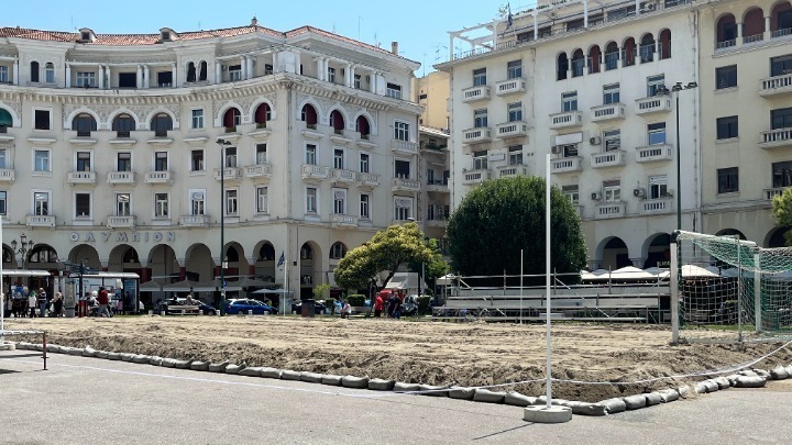 Αναβάθμιση στους κίονες της Αριστοτέλους από τον δήμο Θεσσαλονίκης