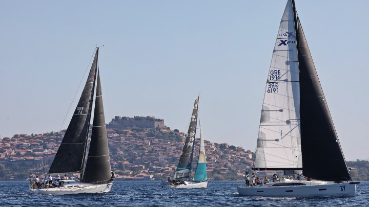Με 61 σκάφη και μηνύματα προστασίας του περιβάλλοντος «ανοίγει πανιά» η Aegean Regatta 2024
