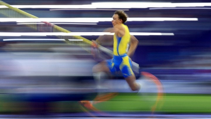 Εξαιρετικός Ντουμπλάντις και θαυμαστά τα παγκόσμια ρεκόρ του (6.25μ)!