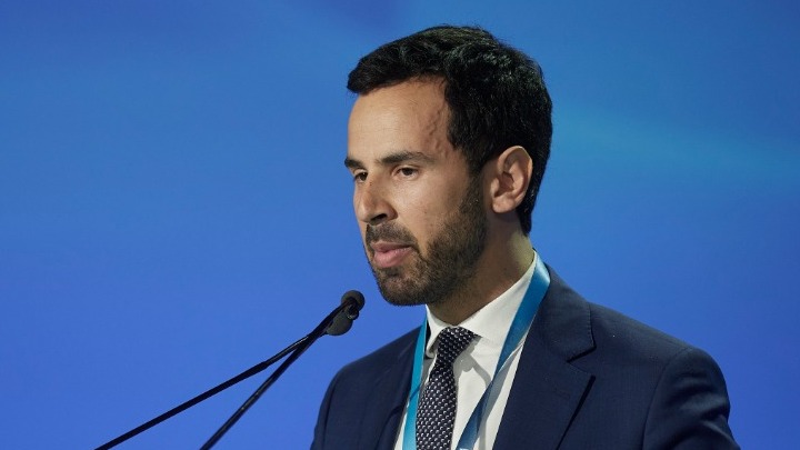 Ν. Ρωμανός: ‘Η ανάρτηση του ΣΥΡΙΖΑ που εργαλειοποιούσε την πυρκαγιά με την ψεύτικη υιοθεσία πυρόπληκτου σκύλου κατέβηκε’