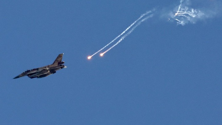 Ο ΟΗΕ και ο Λιβανέζος Πρωθυπουργός Επικεντρώνονται στην Ειρηνική Αποκλιμάκωση με τη Χεζμπολάχ και το Ισραήλ
