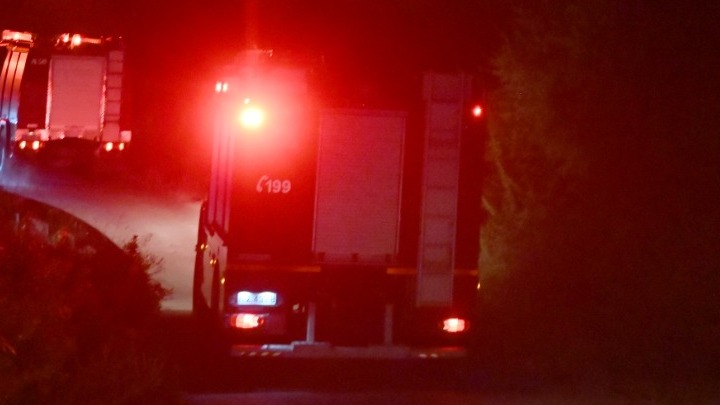 Πυρκαγιά στον Κάμπο Χώρας Σάμου σε χαμηλή βλάστηση