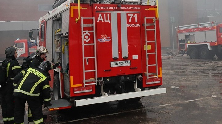 Στρατιωτική εγκατάσταση στη ρωσική περιφέρεια του Βόλγκογκραντ καταστράφηκε από πυρκαγιά έπειτα από την πτώση μη επανδρωμένου αεροσκάφους