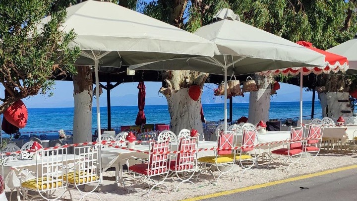 2.500 Ελέγχοι σε Αιγιαλό και Παραλίες την Τελευταία Εβδομάδα – 450 Επιχειρήσεις Επανελέγχθηκαν – 14 Σφραγίσεις
