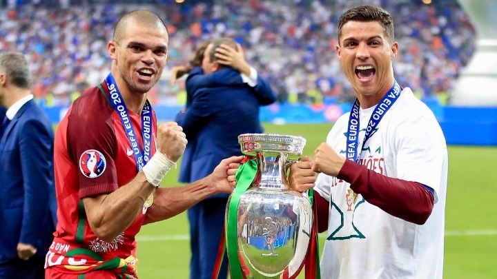 Ο αποχαιρετισμός του CR7 στον Πέπε