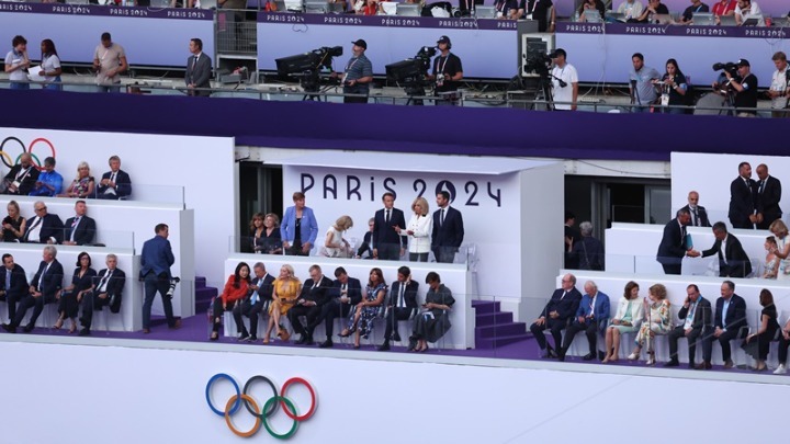 Η Τελετή Λήξης Ξεκίνησε, το «Παρίσι 2024» Εισέρχεται στην Ιστορία