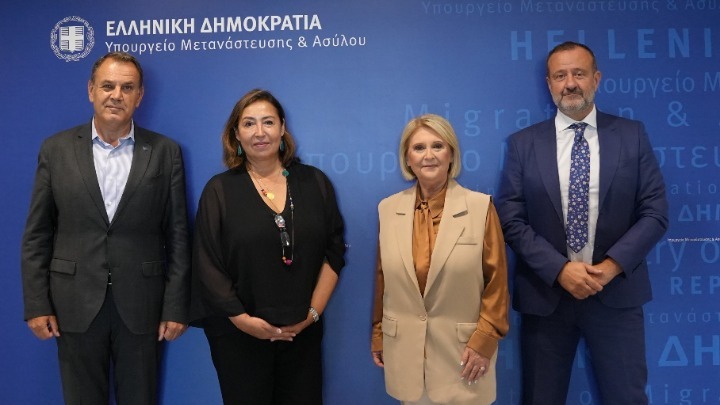 Υπουργείο Μετανάστευσης και Ασύλου: Υποδοχή της νέας εκπροσώπου του ΔΟΜ από τον Ν. Παναγιωτόπουλο και τη Σ. Βούλτεψη