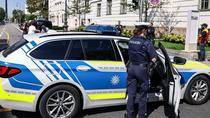 Επίθεση στο Μόναχο: Ο δράστης γνωστός στις αυστριακές αρχές, αλλά αόρατος για τις γερμανικές