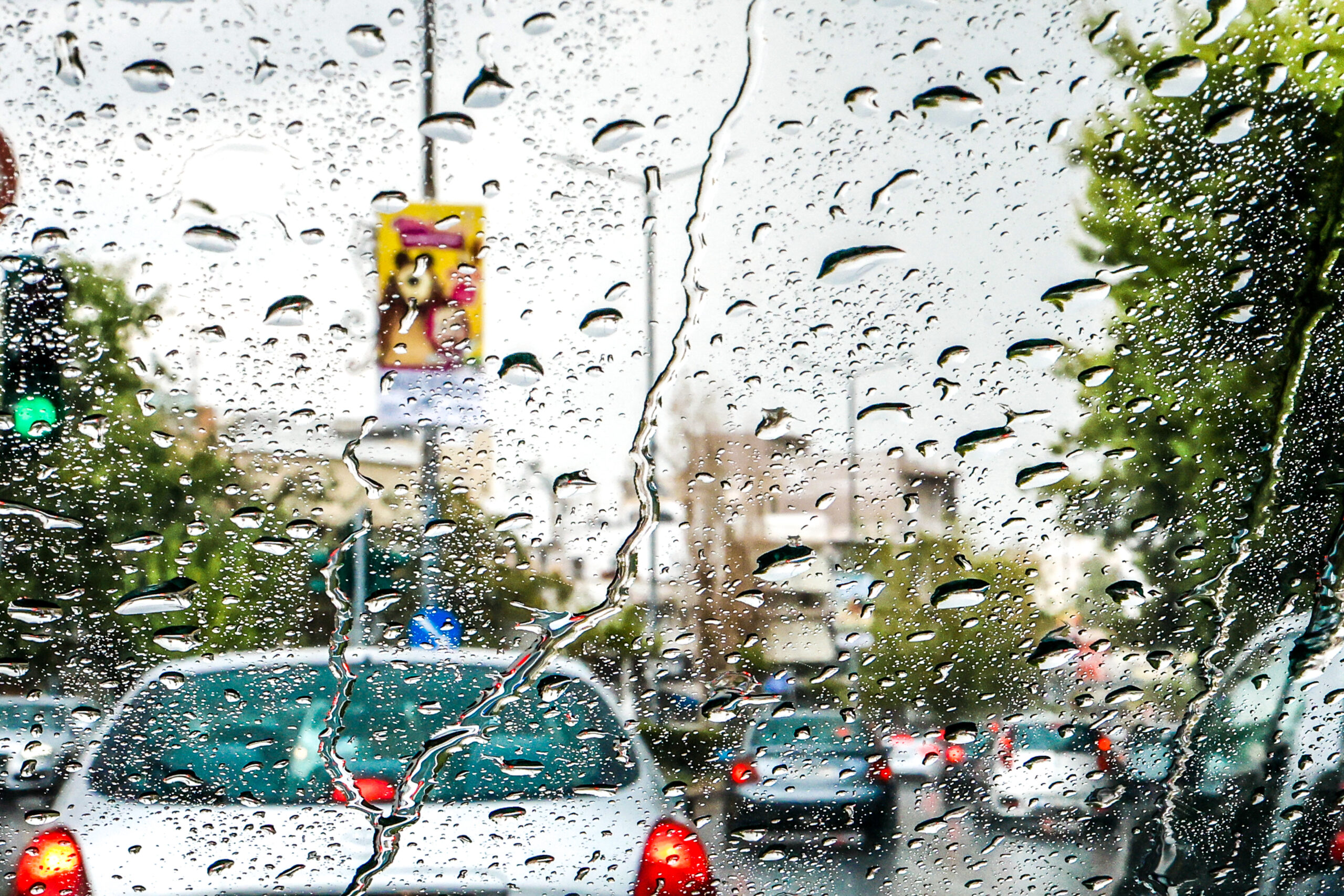 Καιρός: Βροχές και καταιγίδες από σήμερα μέχρι και την Τρίτη (10/9)