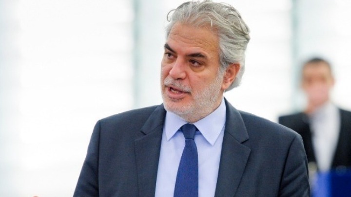 Η Πράσινη Μετάβαση της Ακτοπλοΐας Ξεκινά από τις Άγονες Γραμμές – Επίσημη Έναρξη της Προμελέτης με την Παρουσία του Υπουργού Ναυτιλίας