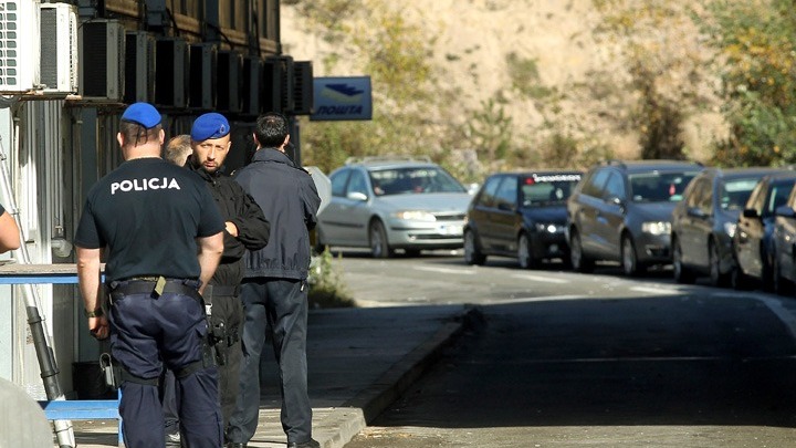 Κλειστές οι συνοριακές διαβάσεις Σερβίας-Κοσόβου: Ενταση και διαμαρτυρίες