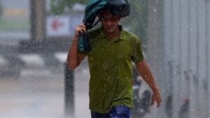 Βροχές και καταιγίδες σήμερα σε όλη σχεδόν την επικράτεια