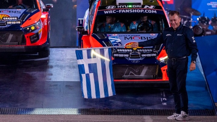 «Εκκίνηση του Ράλι των Θεών: Μια Θριαμβευτική Αρχή για το ΕΚΟ Ράλι Ακρόπολις 2024»