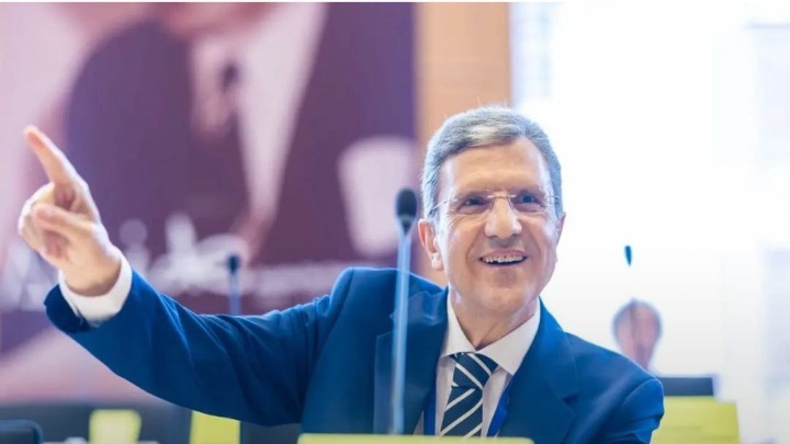 Ερώτηση του Γιώργου Αυτιά για τις Υψηλές Τιμές των Πολυεθνικών στην Πρόεδρο της Ευρωπαϊκής Επιτροπής