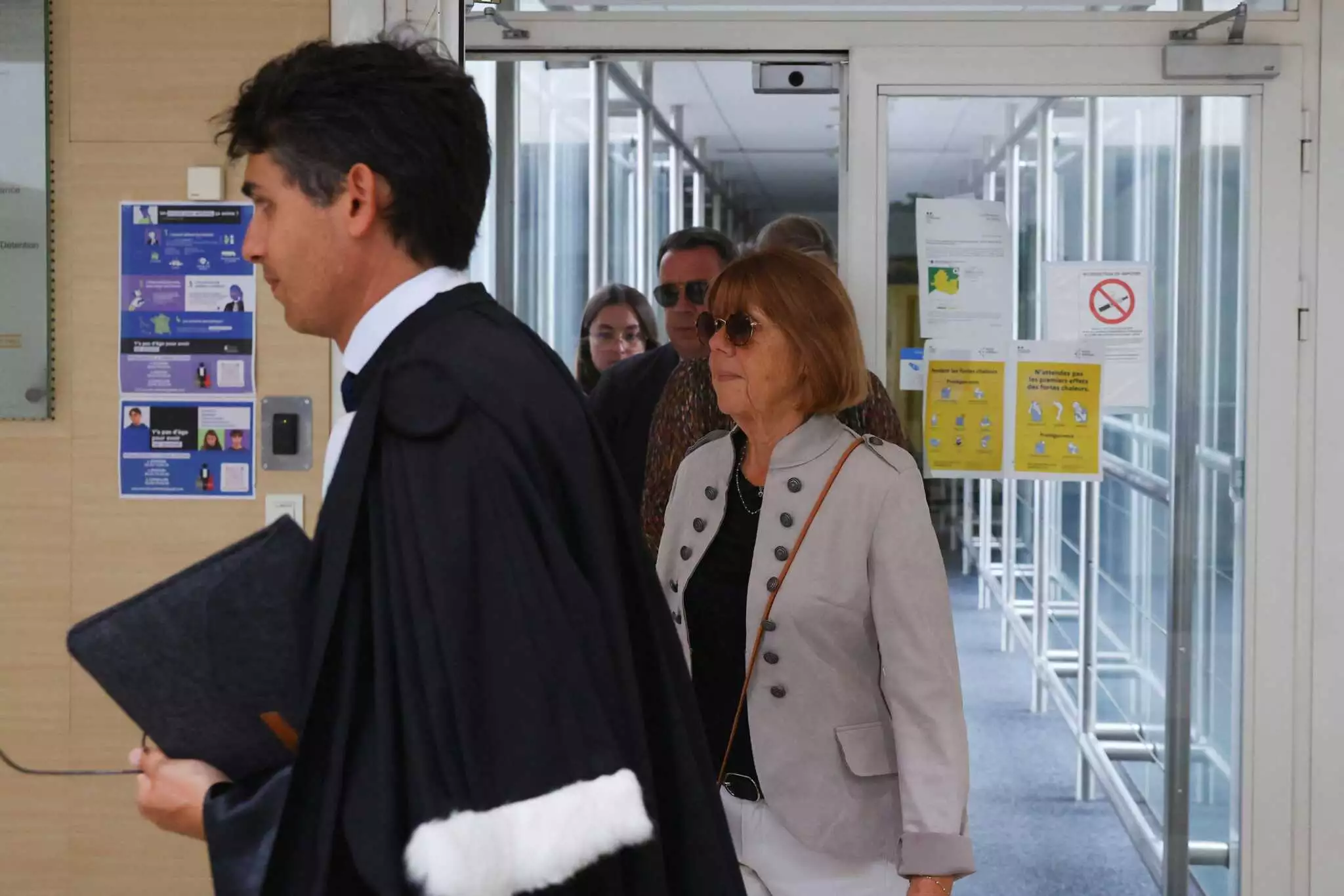 «Με αντιμετώπιζαν σαν πάνινη κούκλα, σαν μια σακούλα σκουπιδιών» – H συγκλονιστική κατάθεση της Ζιζέλ Πελικό
