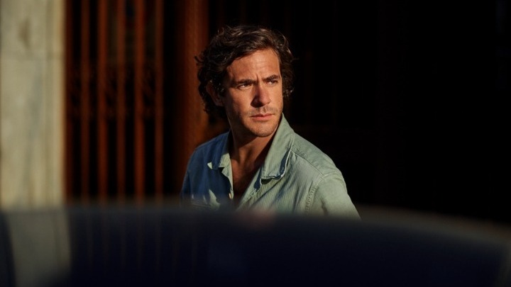 Jack Savoretti: Η μοναδική σύνδεση με το ελληνικό κοινό και η γιορτινή ατμόσφαιρα των συναυλιών του