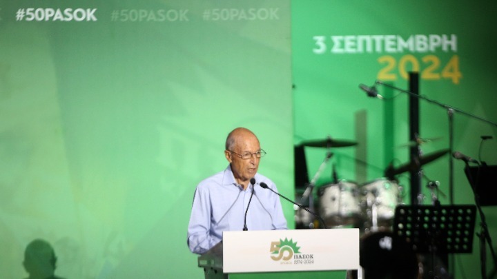 Θέτοντας τις Βάσεις για το Μέλλον: Κ. Σημίτης και η Αναγκαιότητα του ΠΑΣΟΚ να Πρωταγωνιστήσει
