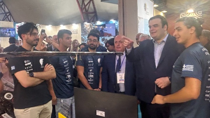 Κυριάκος Πιερρακάκης: Η χρονιά του σχολείου με 11 καινοτομίες