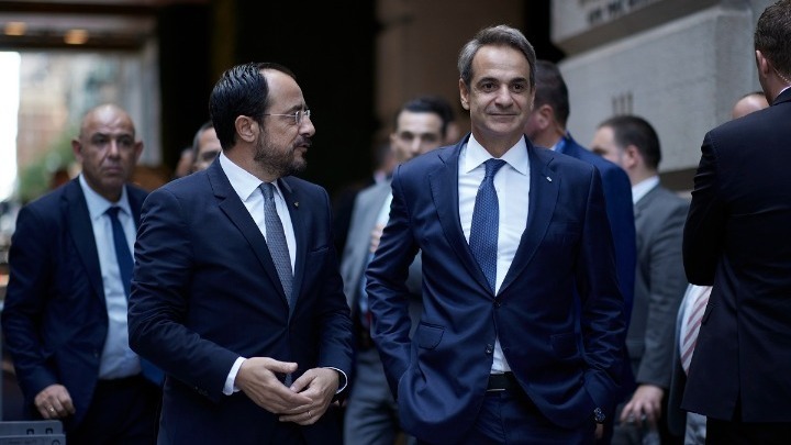 Συνάντηση Μητσοτάκη με Χριστοδουλίδη την Πέμπτη στο Μέγαρο Μαξίμου