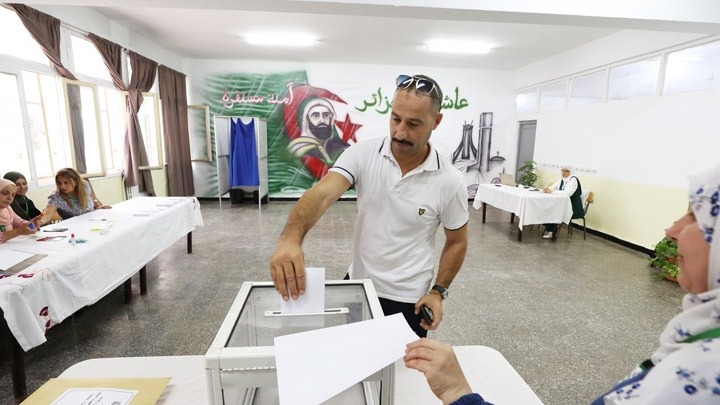 Αλγερία: Σημαντική αύξηση συμμετοχής στις προεδρικές εκλογές – 48%