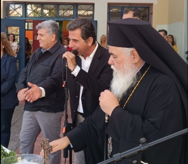 Στον αγιασμό του 2ου Γυμνασίου και 2ου Λυκείου Κορδελιού παρευρέθηκε ο Κωνσταντίνος Γκιουλέκας