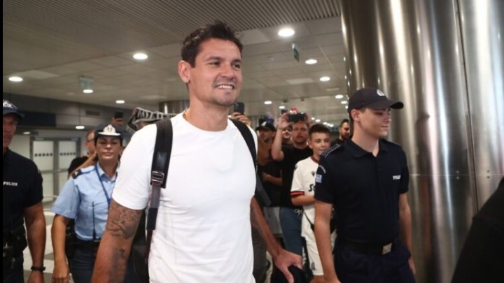 Ο Ντέγιαν Λόβρεν αφίχθη στη Θεσσαλονίκη για τον ΠΑΟΚ