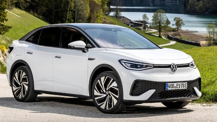 «Κρίσιμες αποφάσεις για τη Volkswagen: Έκκληση Χάμπεκ για συνεργασία με κοινωνικούς εταίρους»