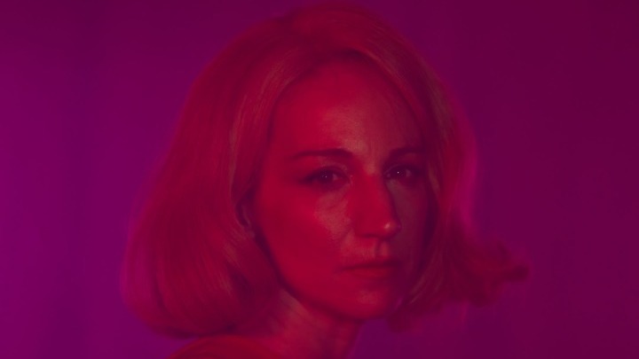 Η παράσταση «The Second Woman» φέρνει έναν θεατρικό μαραθώνιο στην Στέγη