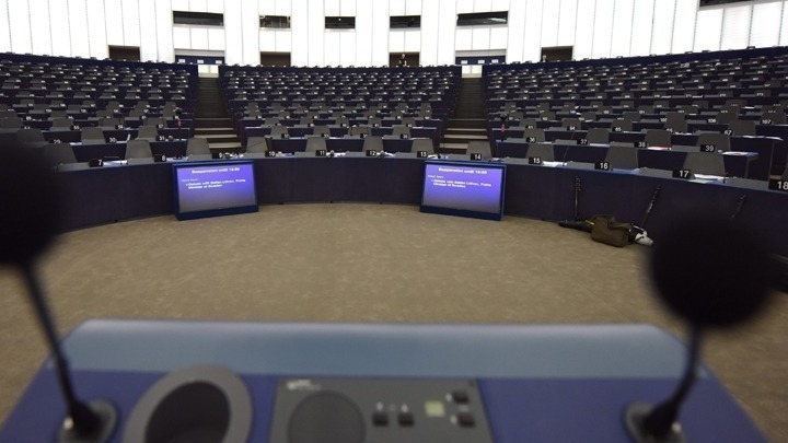 Το Ευρωπαϊκό Κοινοβούλιο αναγνωρίζει τον Γκονσάλες Ουρούτια ως νόμιμο πρόεδρο της Βενεζουέλας