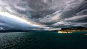 Τοπικές βροχές και καταιγίδες σε μεγάλο μέρος της χώρας - Επιχειρησιακή ετοιμότητα για την κακοκαιρία ATENA