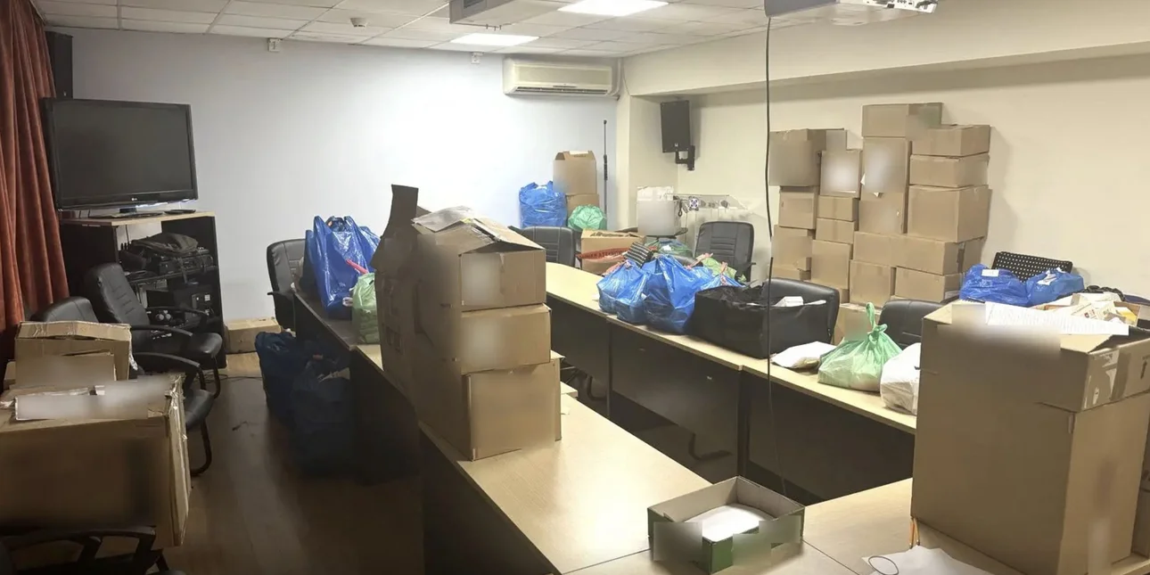 «Κάνε να φανεί ότι είναι για πόνο και όχι για επιληψία» – Διάλογοι σοκ γιατρών-φαρμακοποιών – Έκαναν ράβδους χρυσού 3,5 εκατ.