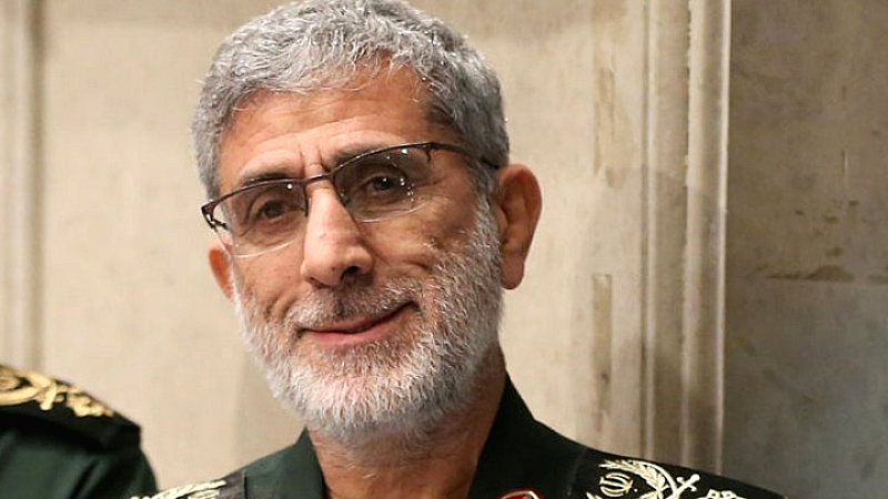 Ιράν: Επανεμφάνιση του επικεφαλής της Δύναμης Κοντς στην κηδεία στρατηγού