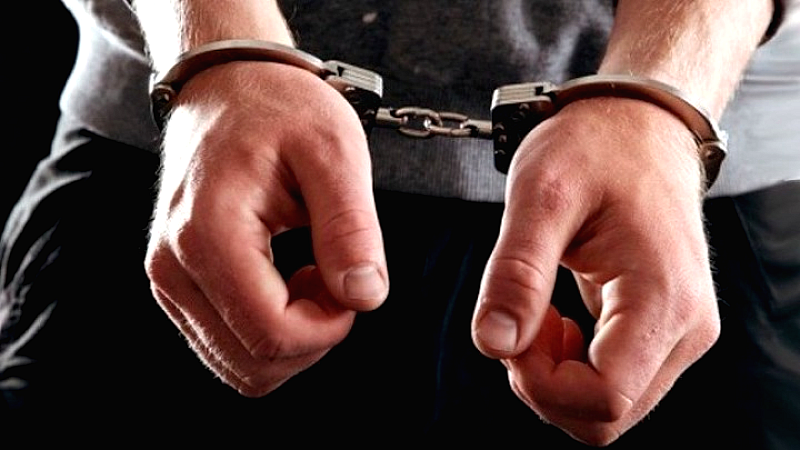 Προφυλάκιση υποδιευθυντή της ΔΟΥ Κέρκυρας για εγκληματική οργάνωση