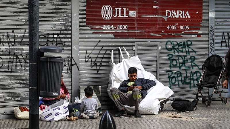 Μείωση της φτώχειας στη Λατινική Αμερική, αλλά το 26,8% του πληθυσμού παραμένει σε κατάσταση ανάγκης
