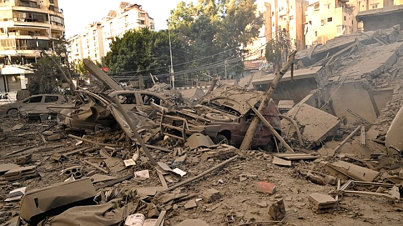 Σφοδρή ισραηλινή αεροπορική επιδρομή πλήττει κεντρική Βηρυτό