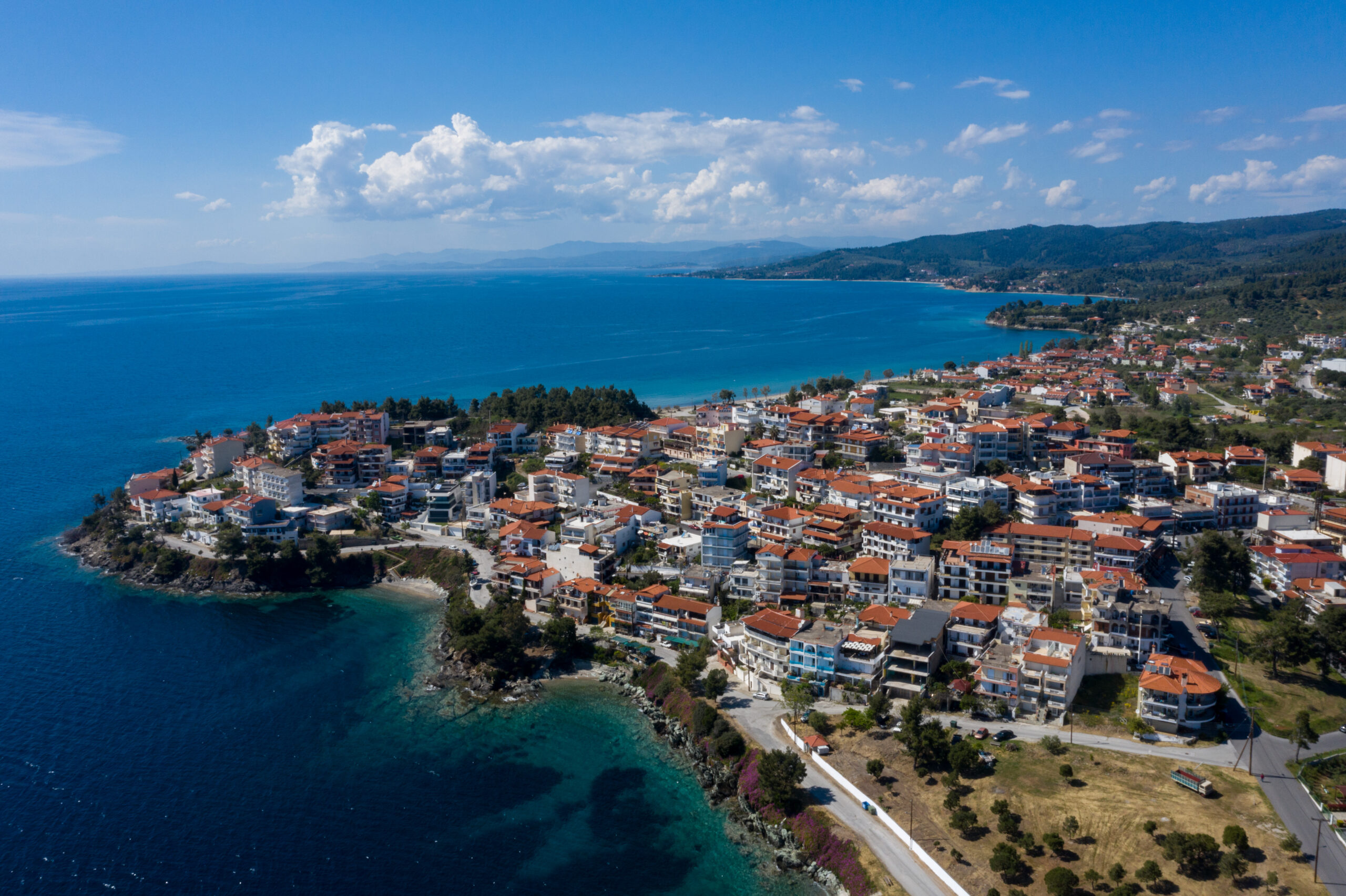 Χαλκιδική: Μεγάλη επιχείρηση της Ελληνικής Αστυνομίας στην Υπηρεσία Δόμησης στο δήμο Σιθωνίας