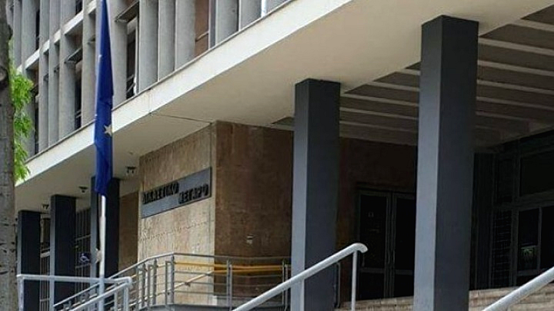 19χρονος παραπέμπεται στο Αυτόφωρο για βανδαλισμό σε σταθμό του Μετρό