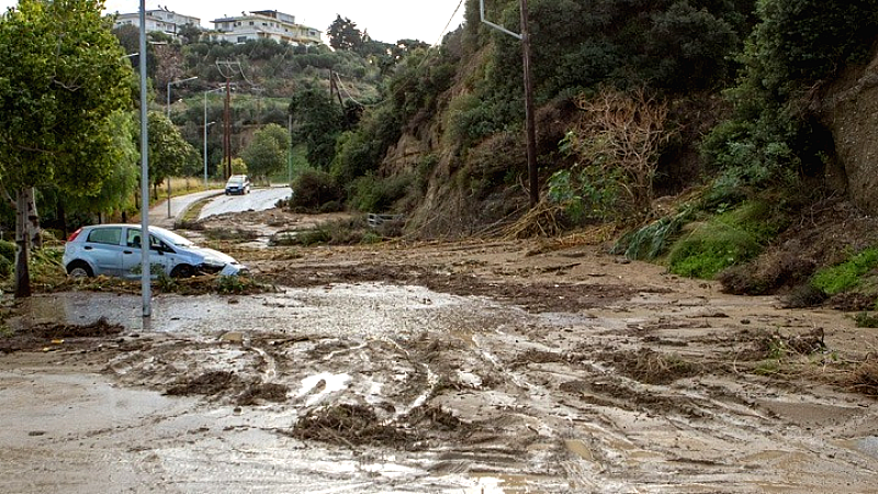 Καταστροφές από την κακοκαιρία Bora στη Σιθωνία Χαλκιδικής – 1.660 κλήσεις στην Πυροσβεστική