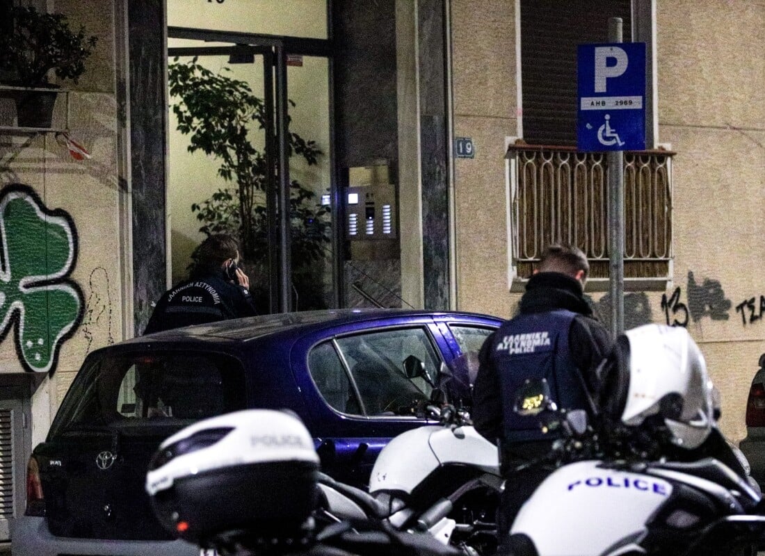 Προσωρινά κρατούμενος ο δράστης γυναικοκτονίας στους Αμπελοκήπους