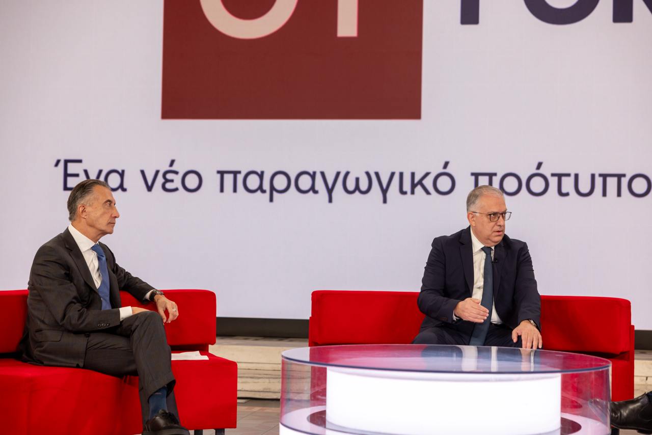 Ο υπουργός Ανάπτυξης Θεοδωρικάκος προannείγει μείωση 25% στη γραφειοκρατία των επιχειρήσεων