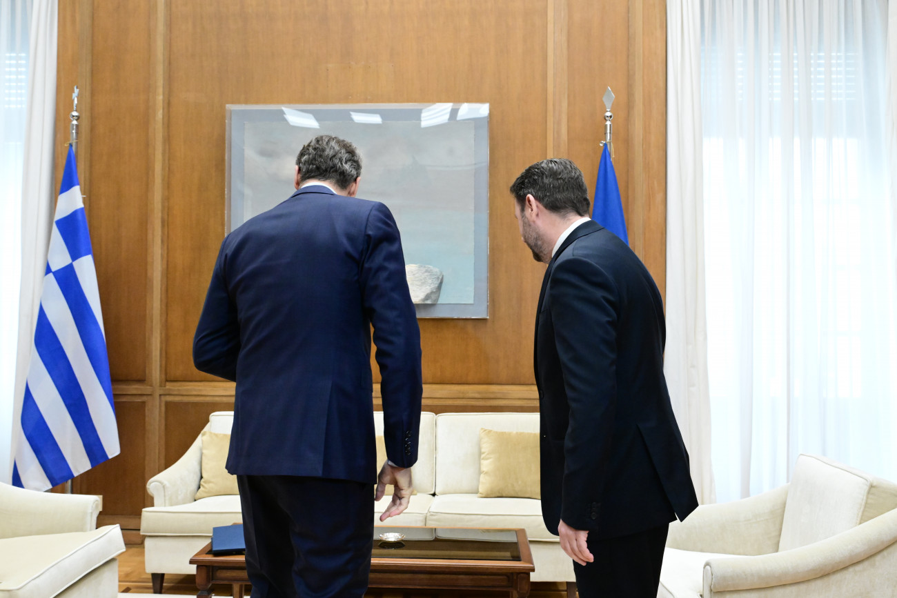Θέμα υποκλοπών έθεσε ο Ανδρουλάκης στον Μητσοτάκη: Αδιανόητη η μη συμμόρφωση της ΕΥΠ